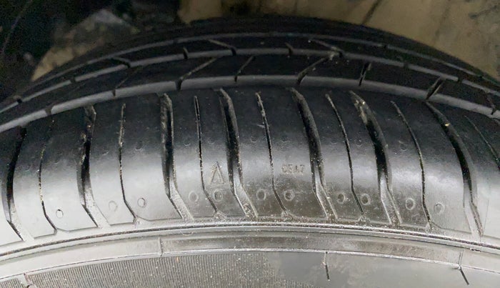 2020 Maruti Baleno ZETA 1.2 K12, Petrol, Manual, 24,226 km, Left Front Tyre Tread