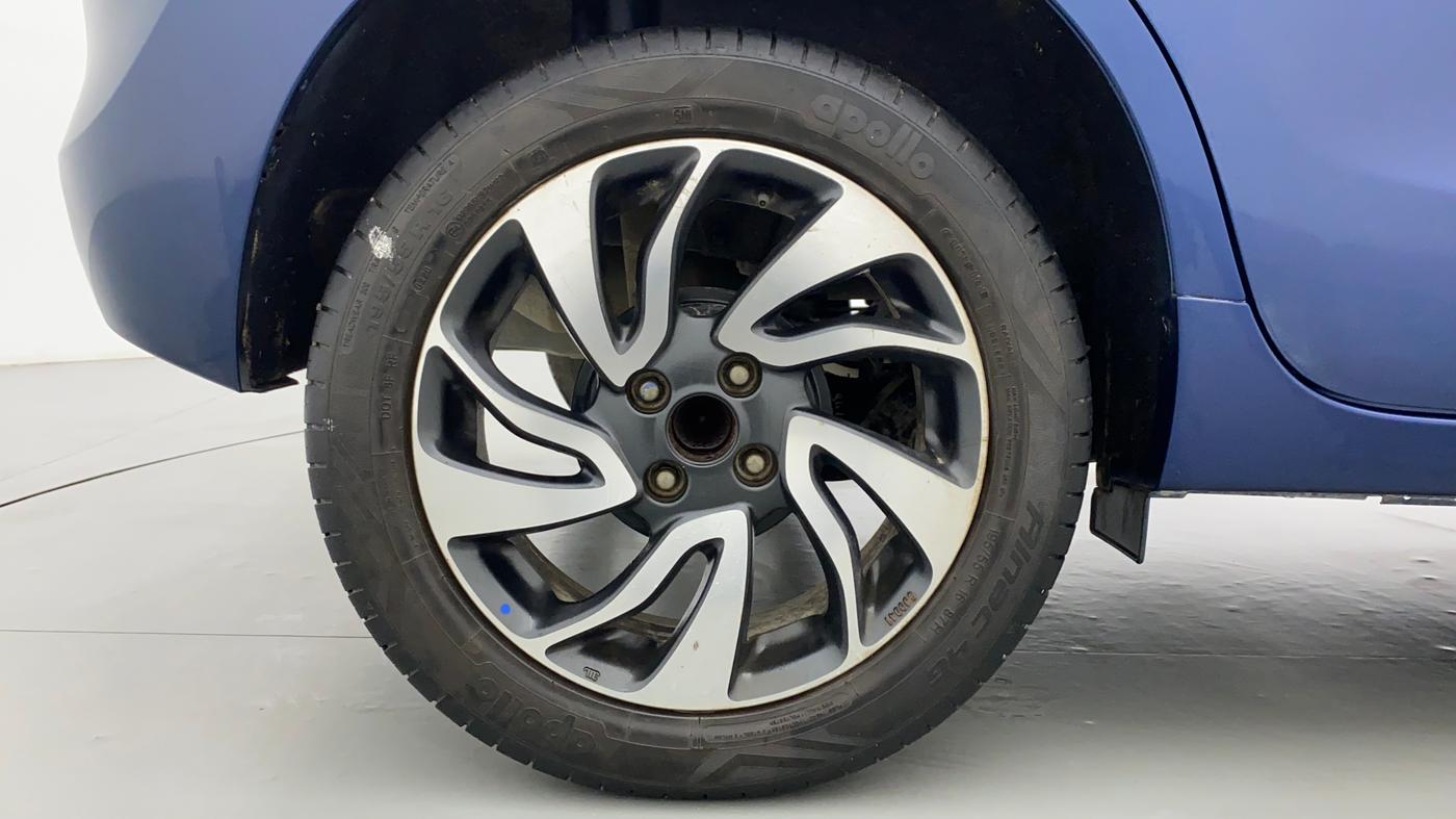2020 Maruti Baleno ZETA 1.2 K12, Petrol, Manual, 24,226 km, Right Rear Wheel