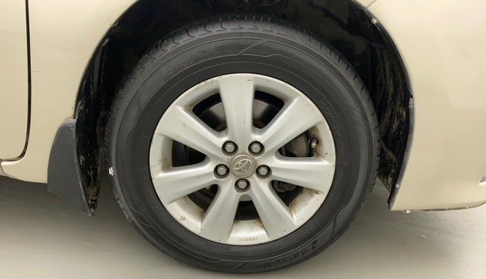 2015 Toyota Corolla Altis G CVT PETROL, Petrol, Automatic, 63,857 km, Right Front Wheel