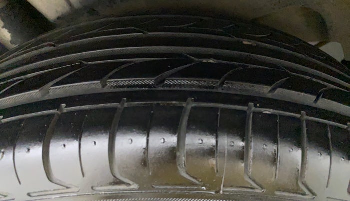 2018 Maruti Dzire ZXI Plus AMT, Petrol, Automatic, 38,649 km, Left Rear Tyre Tread
