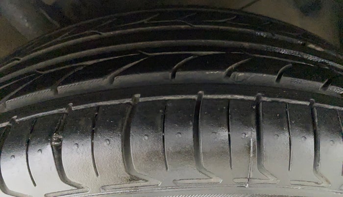 2018 Maruti Dzire ZXI Plus AMT, Petrol, Automatic, 38,649 km, Left Front Tyre Tread