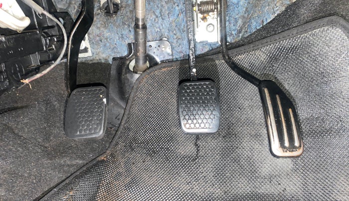 2013 Maruti Alto 800 LXI, Petrol, Manual, 53,030 km, Pedals