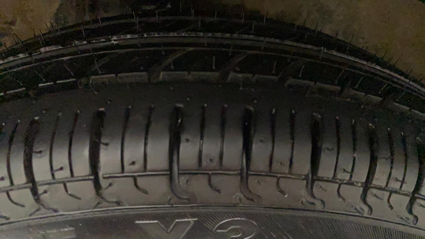 2013 Maruti Alto 800 LXI CNG, CNG, Manual, 56,905 km, Right Front Tyre Tread