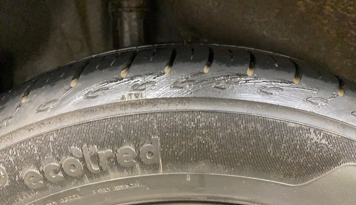 2020 Honda City 1.5L I-VTE V CVT, Petrol, Automatic, 15,838 km, Right Rear Tyre Tread