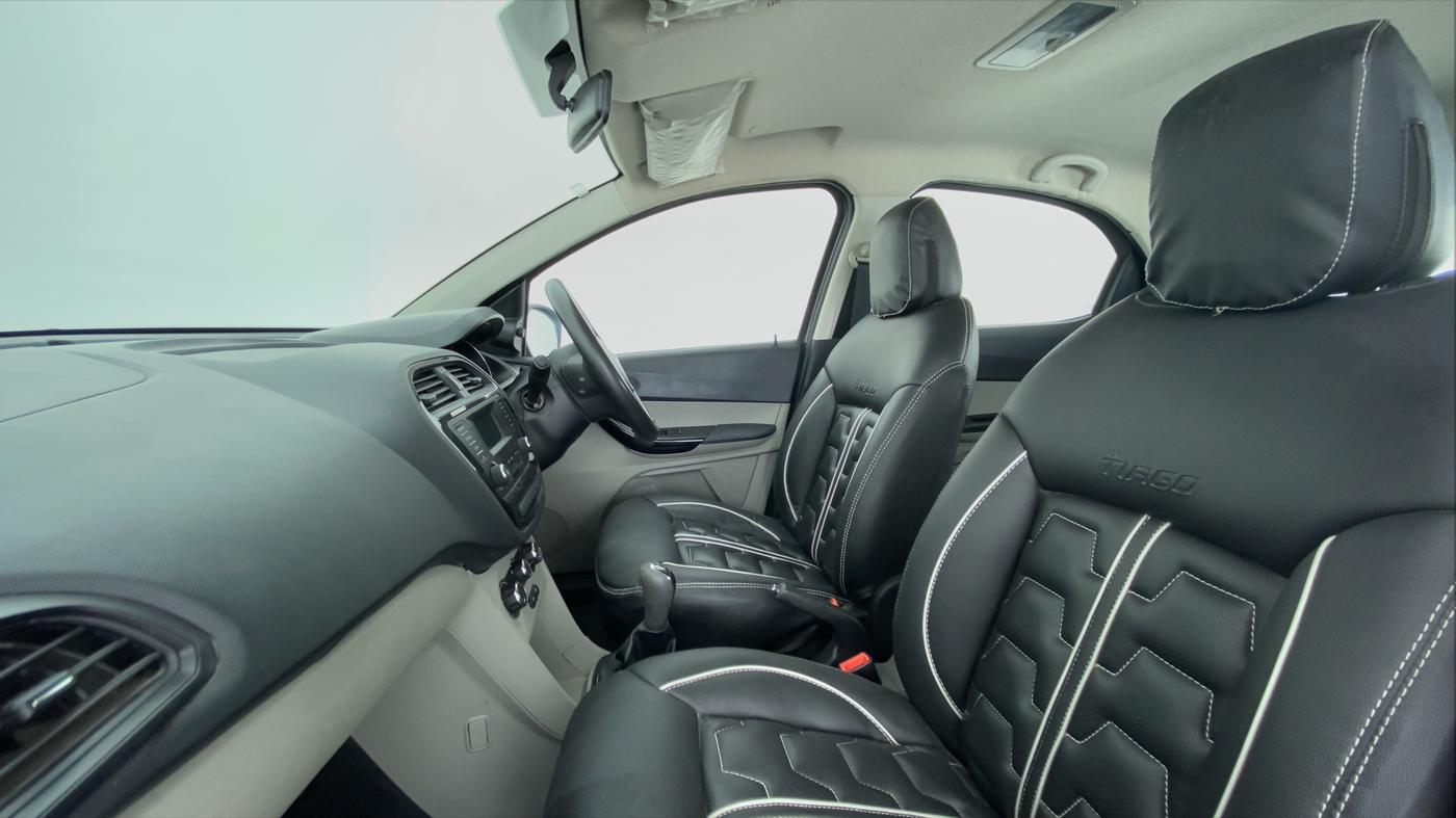 2019 Tata Tiago XZ 1.2 REVOTRON, Petrol, Manual, 10,413 km, Right Side Front Door Cabin