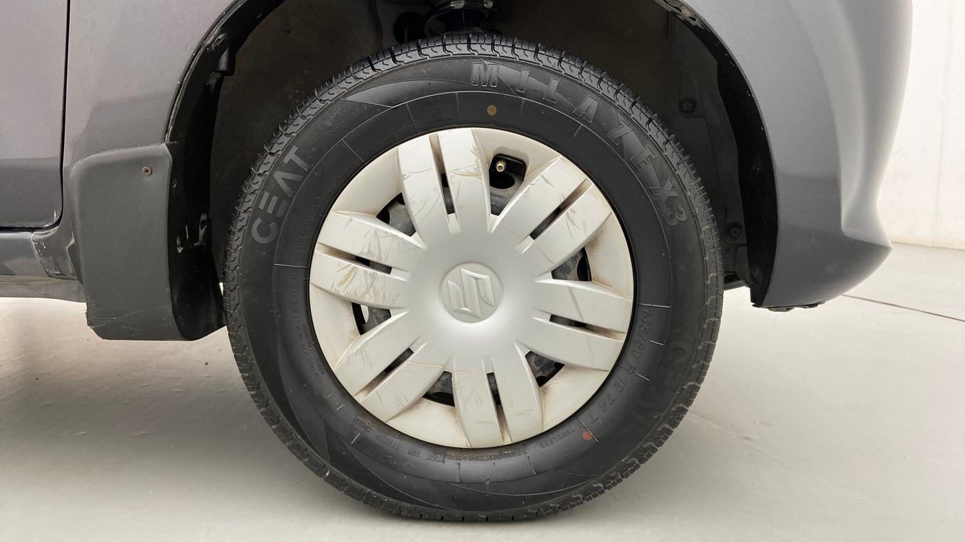 2014 Maruti Alto 800 LXI, Petrol, Manual, 41,028 km, Right Front Wheel