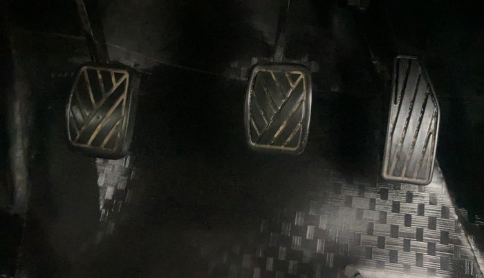 2016 Maruti Baleno DELTA PETROL 1.2, Petrol, Manual, 53,339 km, Pedals