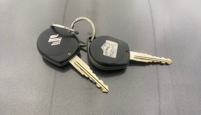 2016 Maruti Baleno DELTA PETROL 1.2, Petrol, Manual, 53,339 km, Key Close Up