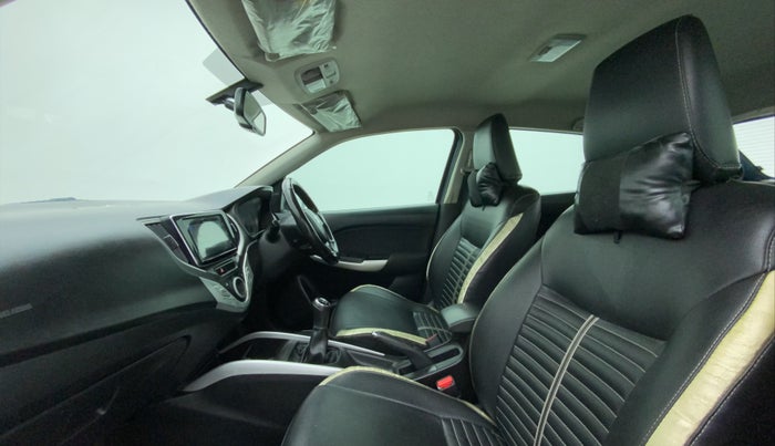 2017 Maruti Baleno ALPHA DIESEL 1.3, Diesel, Manual, 82,136 km, Right Side Front Door Cabin