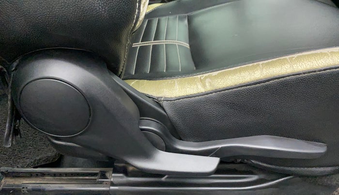 2017 Maruti Baleno ALPHA DIESEL 1.3, Diesel, Manual, 82,136 km, Driver Side Adjustment Panel
