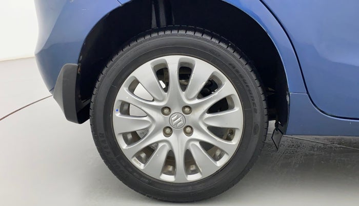 2017 Maruti Baleno ALPHA DIESEL 1.3, Diesel, Manual, 82,136 km, Right Rear Wheel