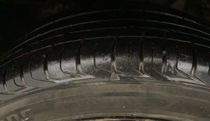 2023 Tata NEXON XM PETROL, Petrol, Manual, 39,309 km, Left Front Tyre Tread