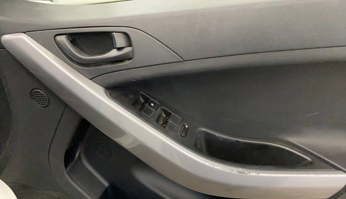 2023 Tata NEXON XM PETROL, Petrol, Manual, 39,309 km, Driver Side Door Panels Control