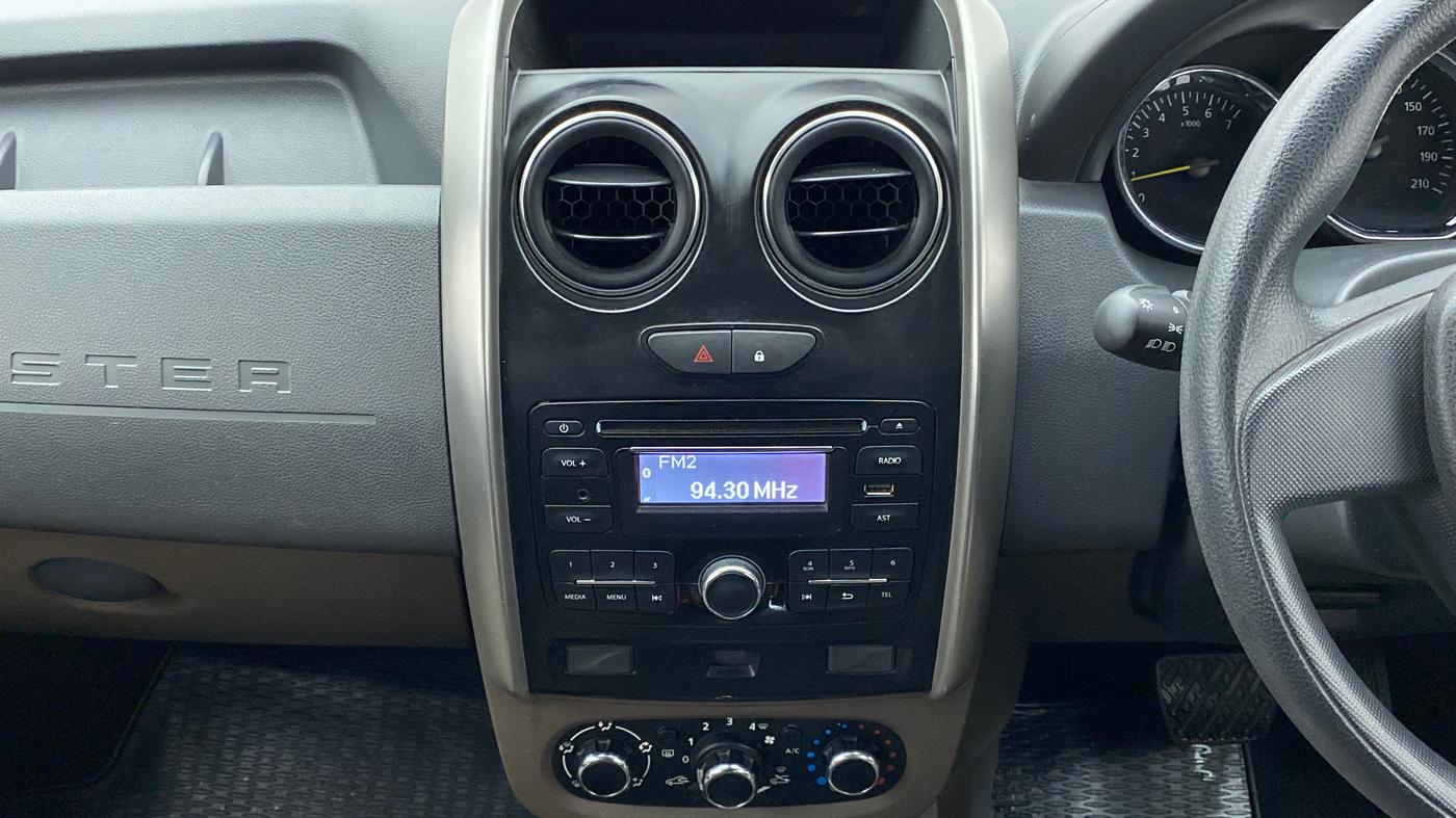 2016 Renault Duster RXL AMT 110 PS, Diesel, Automatic, 26,034 km, Air Conditioner
