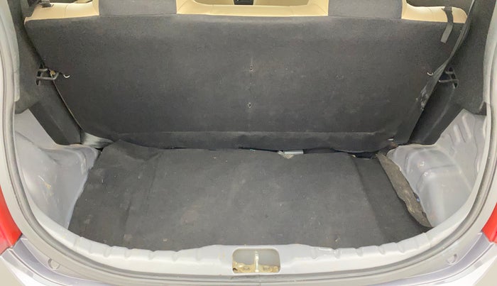 2017 Hyundai Eon ERA +, Petrol, Manual, 43,284 km, Boot Inside