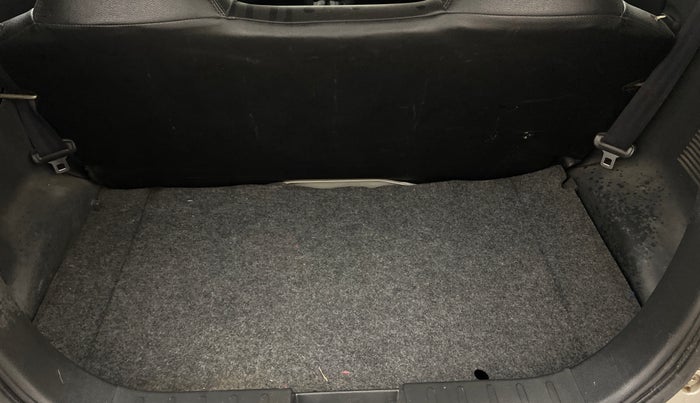 2018 Maruti Alto 800 LXI, Petrol, Manual, 1,16,605 km, Boot Inside