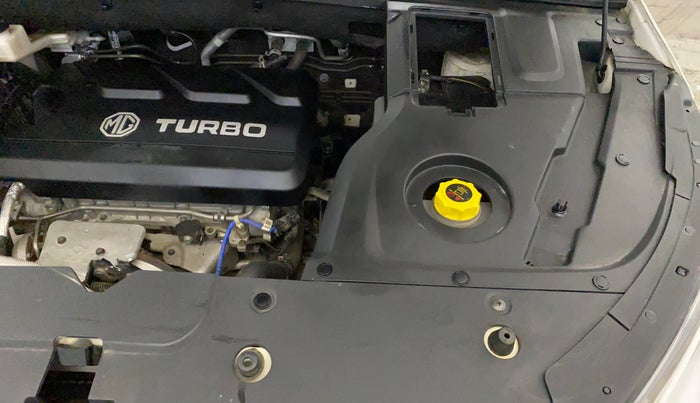 2022 MG HECTOR PLUS SHARP 1.5 PETROL TURBO CVT 6-STR, Petrol, Automatic, 18,482 km, Engine View - Left