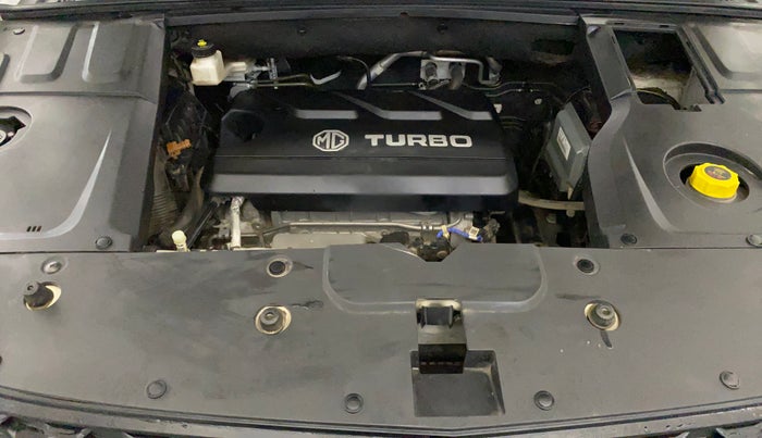 2022 MG HECTOR PLUS SHARP 1.5 PETROL TURBO CVT 6-STR, Petrol, Automatic, 18,482 km, Engine View