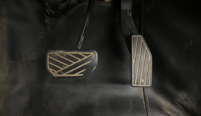 2018 Maruti IGNIS ALPHA 1.2 AMT, Petrol, Automatic, 1,03,843 km, Pedals