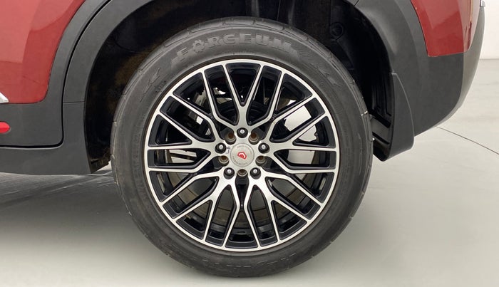 2022 KIA SONET GTX PLUS 1.5D AT DUAL TONE, Diesel, Automatic, 4,546 km, Left Rear Wheel