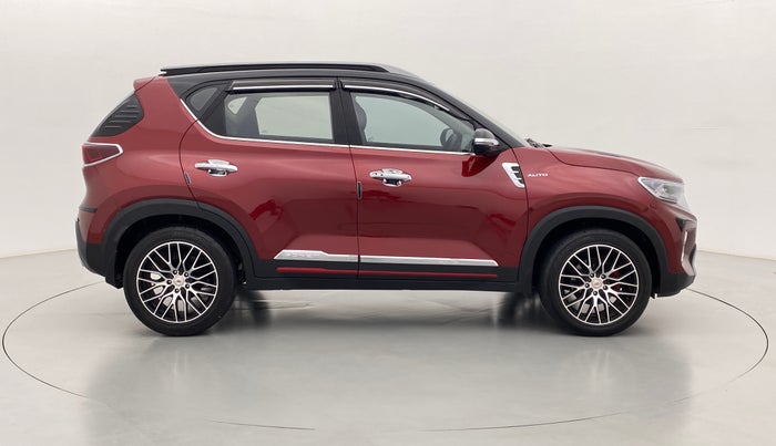 2022 KIA SONET GTX PLUS 1.5D AT DUAL TONE, Diesel, Automatic, 4,546 km, Right Side View