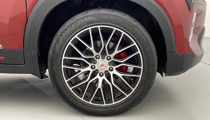 2022 KIA SONET GTX PLUS 1.5D AT DUAL TONE, Diesel, Automatic, 4,546 km, Right Front Wheel