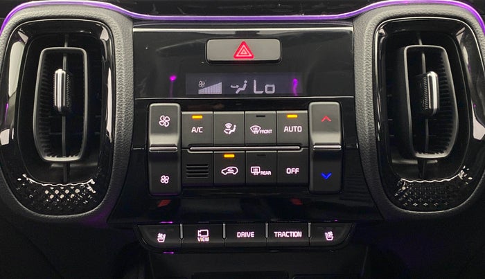 2022 KIA SONET GTX PLUS 1.5D AT DUAL TONE, Diesel, Automatic, 4,546 km, Automatic Climate Control