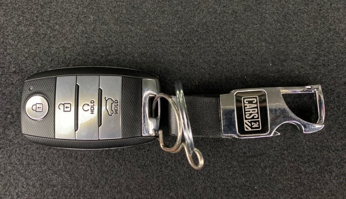 2022 KIA SONET GTX PLUS 1.5D AT DUAL TONE, Diesel, Automatic, 4,546 km, Key Close Up