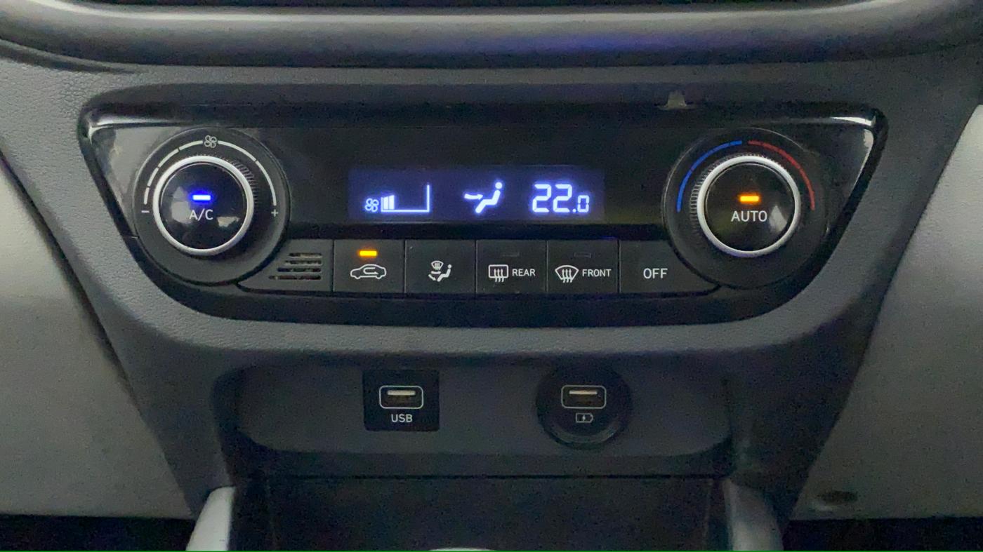 2019 Hyundai GRAND I10 NIOS SPORTZ AMT 1.2 KAPPA VTVT, Petrol, Automatic, 76,421 km, Automatic Climate Control
