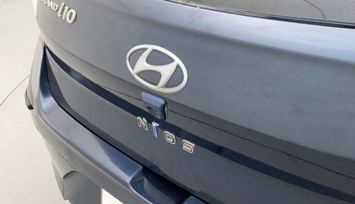 2019 Hyundai GRAND I10 NIOS SPORTZ AMT 1.2 KAPPA VTVT, Petrol, Automatic, 76,421 km, Dicky (Boot door) - Slightly dented