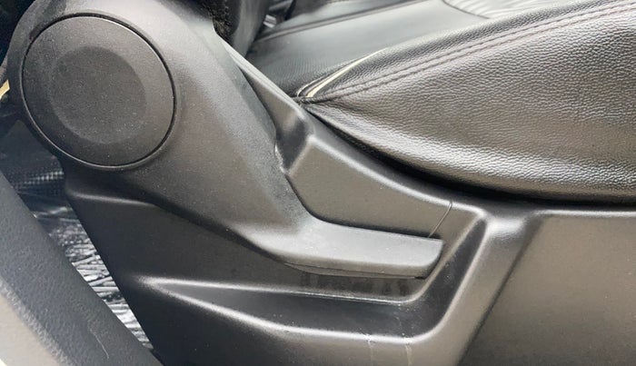 2019 Maruti New Wagon-R ZXI 1.2 AMT, Petrol, Automatic, 4,348 km, Driver Side Adjustment Panel