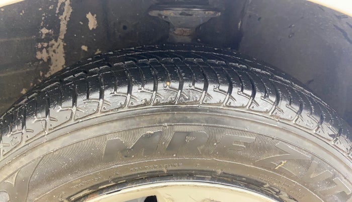 2019 Maruti New Wagon-R ZXI 1.2 AMT, Petrol, Automatic, 4,348 km, Right Front Tyre Tread