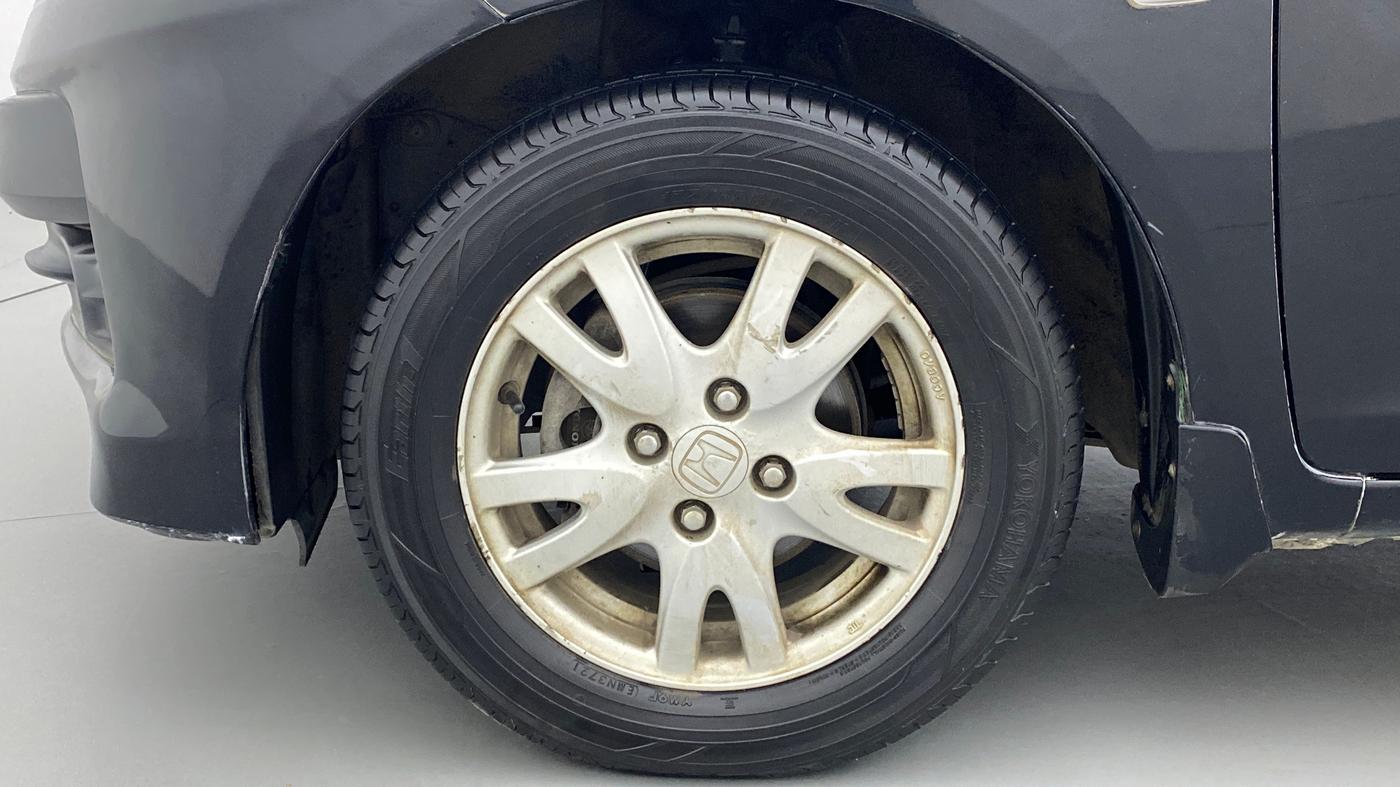 2013 Honda Brio VX AT, Petrol, Automatic, 94,297 km, Left Front Wheel