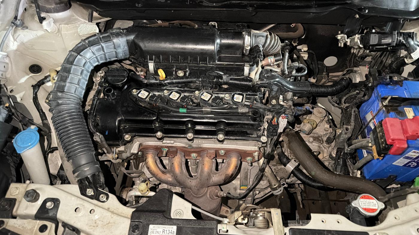 2020 Maruti Swift VXI, Petrol, Manual, 30,411 km, Engine View