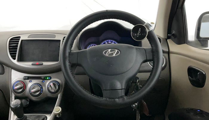2015 Hyundai i10 MAGNA 1.1, Petrol, Manual, 28,226 km, Steering Wheel Close Up