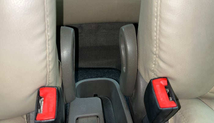 2015 Hyundai i10 MAGNA 1.1, Petrol, Manual, 28,226 km, Driver Side Adjustment Panel