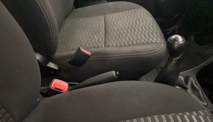 2015 Toyota Etios CROSS 1.2 G, Petrol, Manual, 44,711 km, Gear Lever