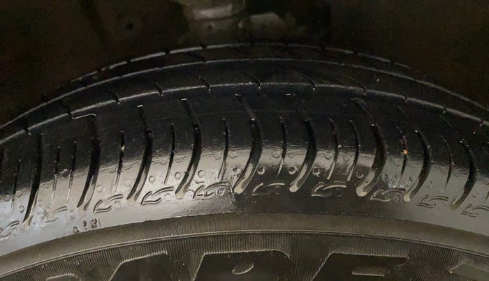 2022 Maruti New Wagon-R VXI CNG 1.0, CNG, Manual, 34,657 km, Right Front Tyre Tread