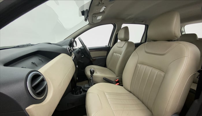2012 Renault Duster RXZ DIESEL 110, Diesel, Manual, 1,00,110 km, Right Side Front Door Cabin