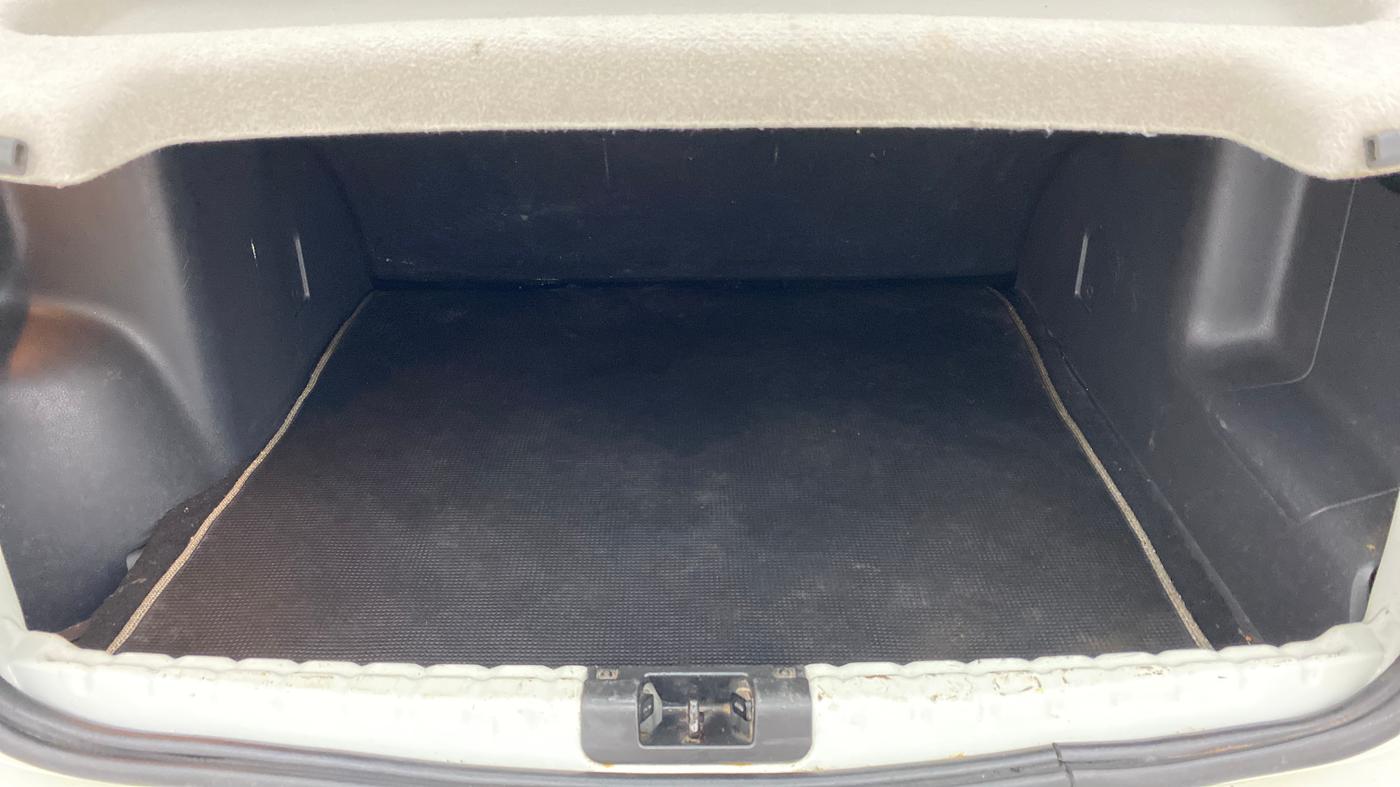 2012 Renault Duster RXZ DIESEL 110, Diesel, Manual, 1,00,110 km, Boot Inside