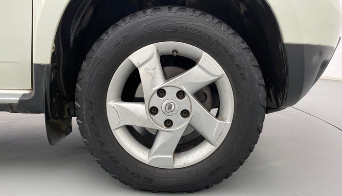 2012 Renault Duster RXZ DIESEL 110, Diesel, Manual, 1,00,110 km, Right Front Wheel