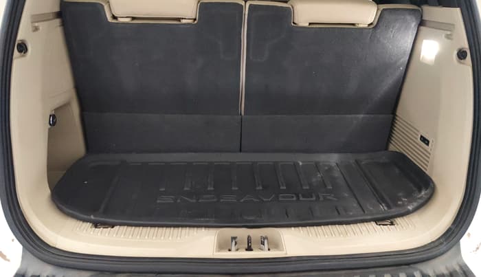 2017 Ford Endeavour TITANIUM 3.2 4X4 AT, Diesel, Automatic, 86,194 km, Boot Inside