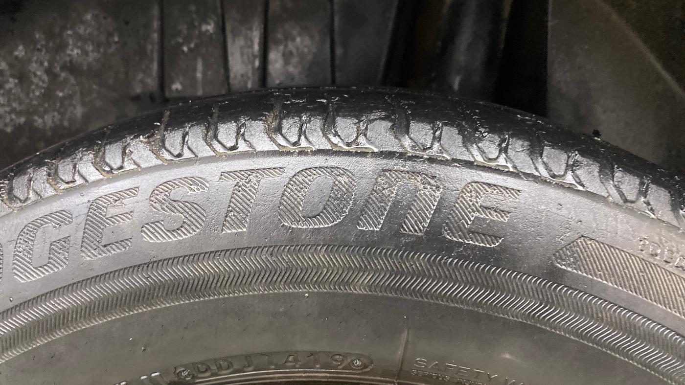 2019 Maruti Dzire VXI, Petrol, Manual, 64,459 km, Left Rear Tyre Tread