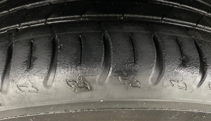 2022 Skoda KUSHAQ STYLE 1.5L TSI MT, Petrol, Manual, 34,912 km, Left Front Tyre Tread