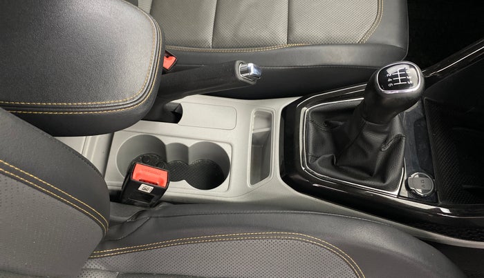 2022 Skoda KUSHAQ STYLE 1.5L TSI MT, Petrol, Manual, 34,912 km, Gear Lever