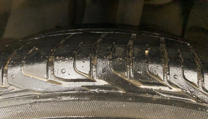 2022 Tata NEXON XZA PLUS DIESEL, Diesel, Automatic, 61,500 km, Left Front Tyre Tread