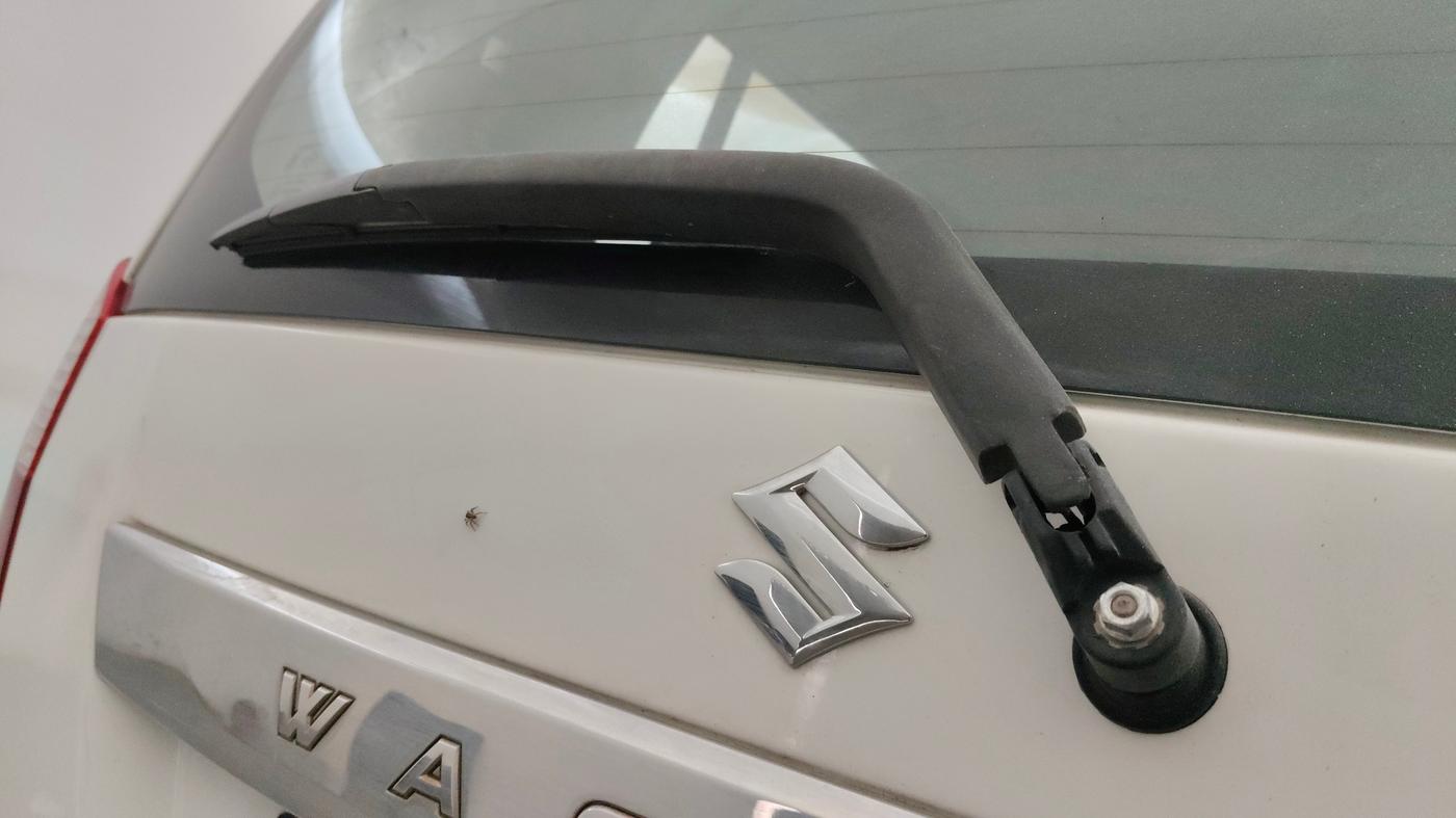 2016 Maruti Wagon R 1.0 VXI AMT, Petrol, Automatic, 37,665 km, Rear Wiper