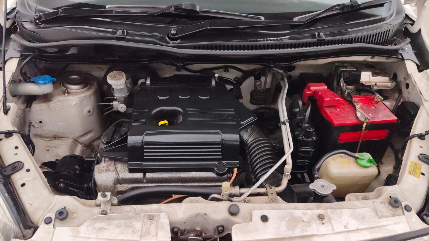 2016 Maruti Wagon R 1.0 VXI AMT, Petrol, Automatic, 37,665 km, Engine View