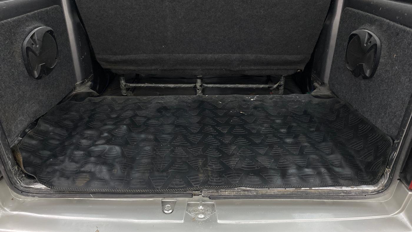 2022 Maruti Eeco 5 STR AC (O), Petrol, Manual, 24,174 km, Boot Inside