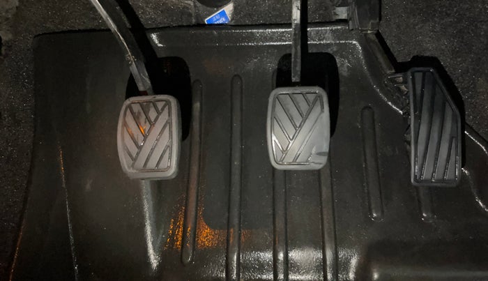 2021 Toyota Glanza G, Petrol, Manual, 73,283 km, Pedals